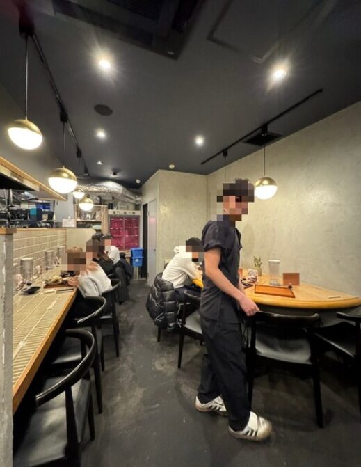 池袋「竈門ご飯 一穀」の女性でも入りやすいおしゃれな店内の様子